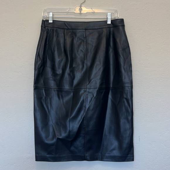 Leather skirt - Picture 3 of 3